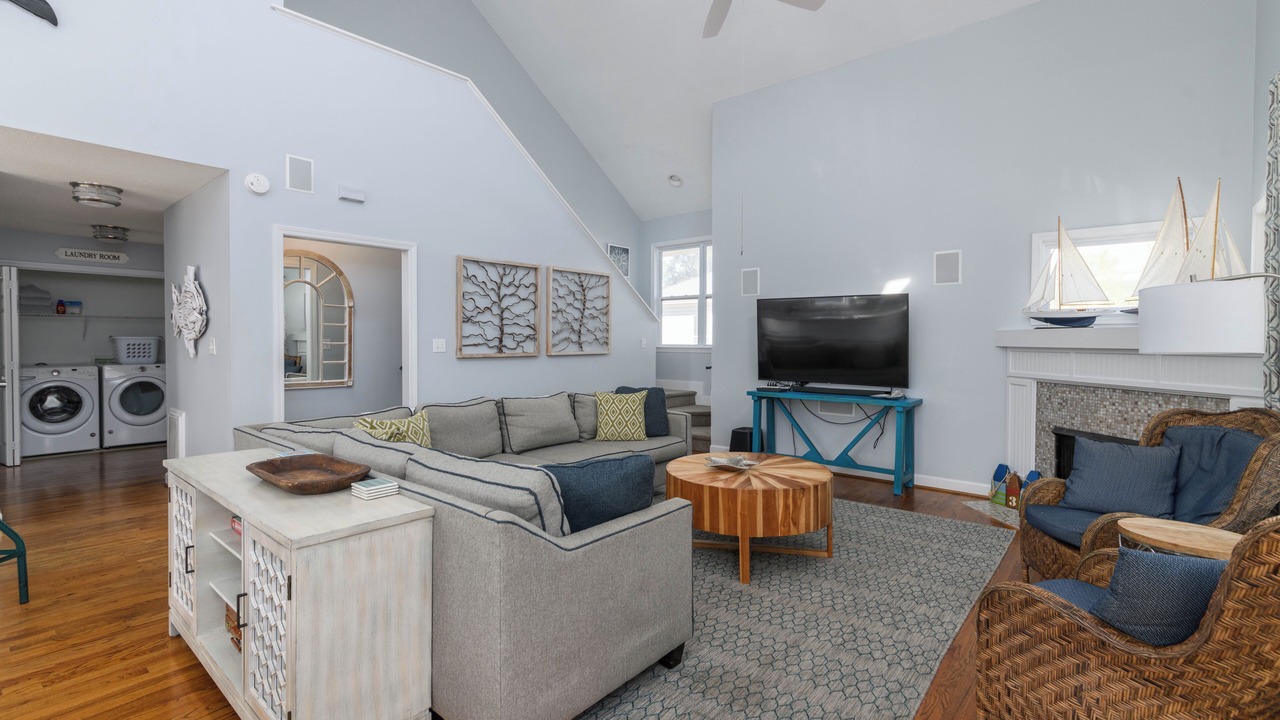 Photo of Livingroom in Tybee Island