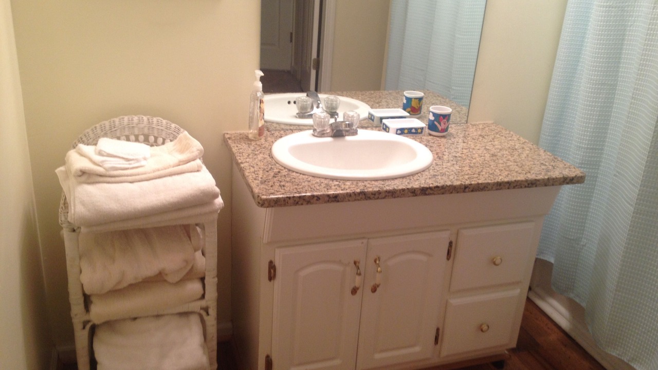 Photo of Bathroom in Bogart