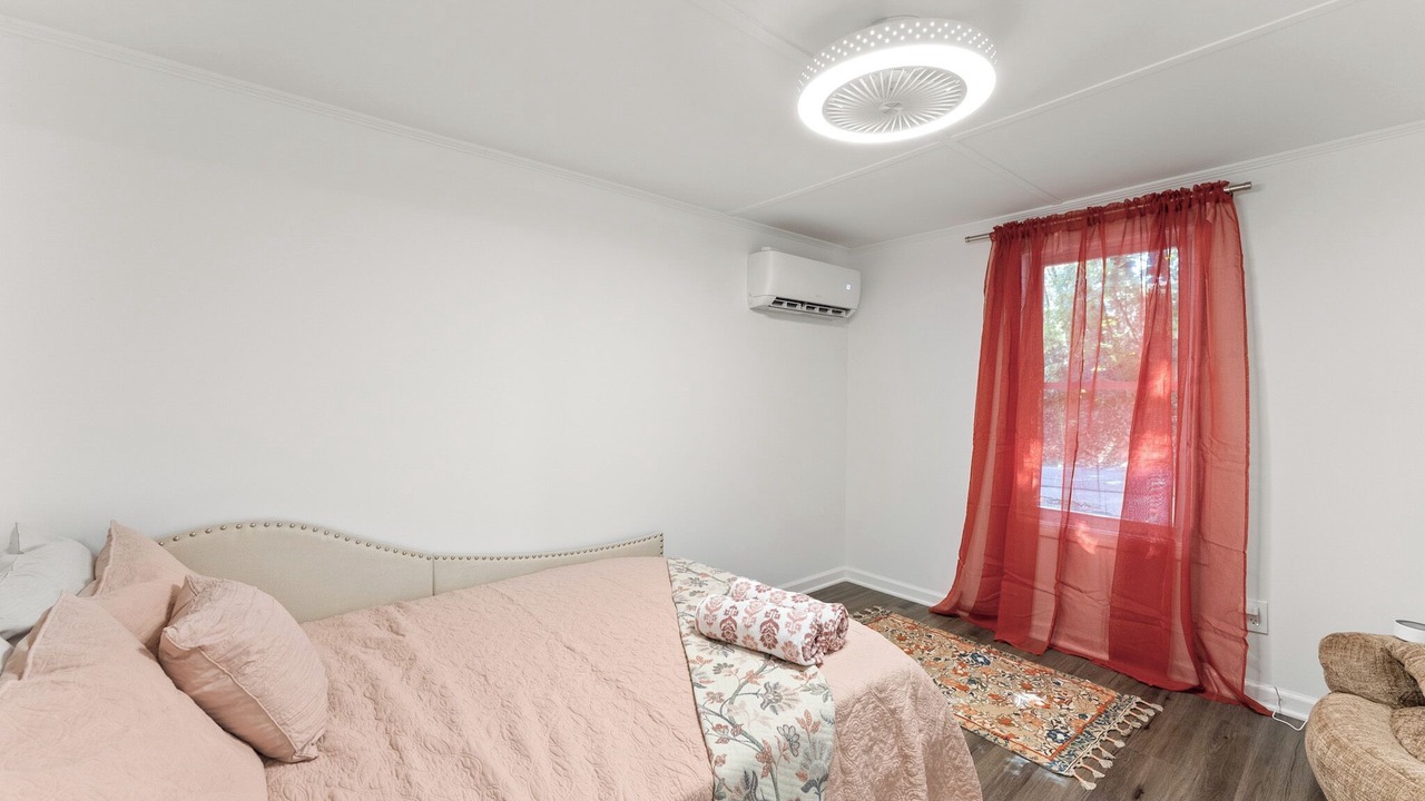 Photo of Bedroom in Murrayville