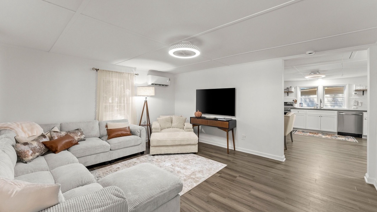 Photo of Livingroom in Murrayville