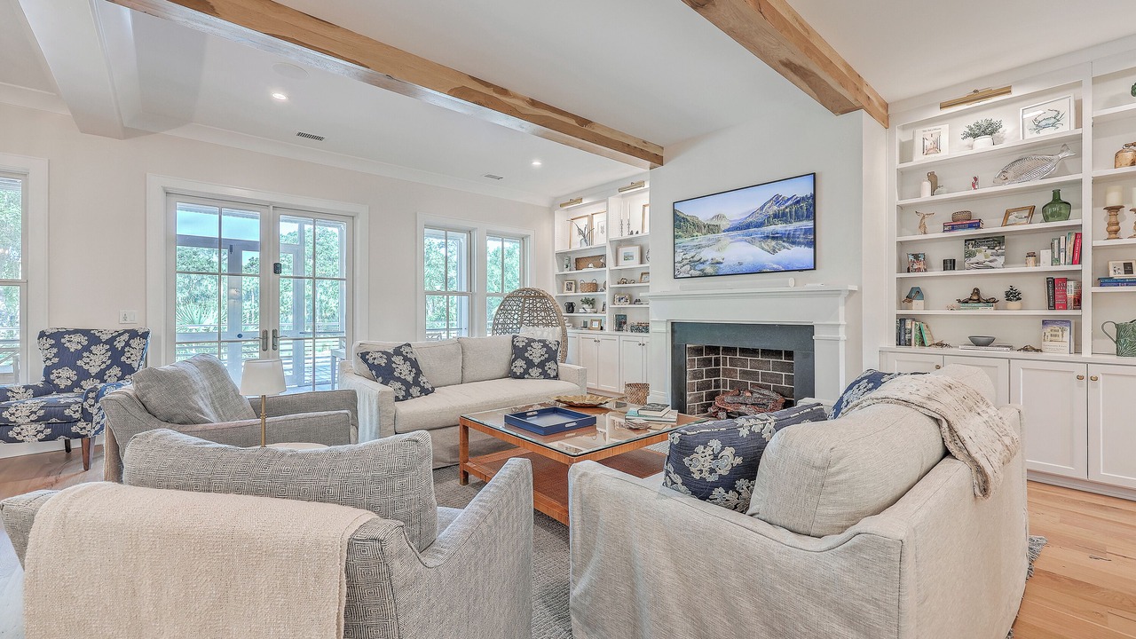 Photo of Livingroom in Seabrook Island