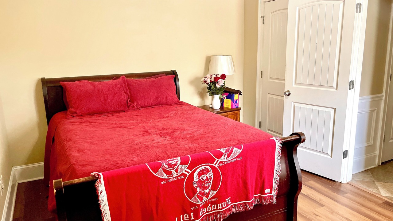 Photo of Bedroom in Grovetown