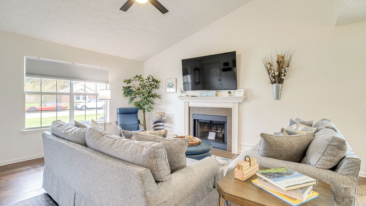 Photo of Bedroom in Whitemarsh Island