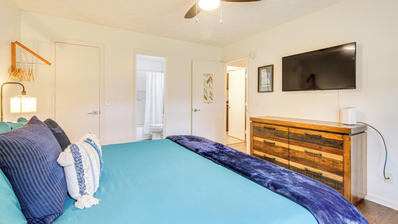 Photo of Bedroom in Whitemarsh Island
