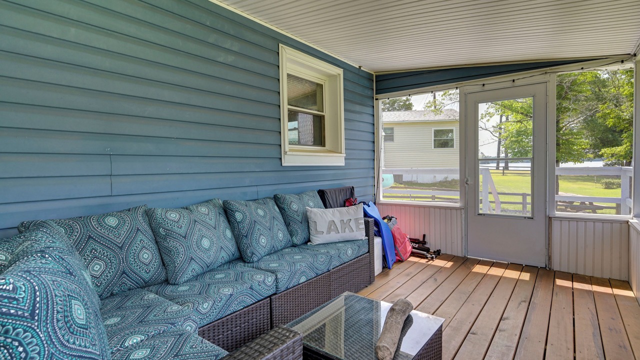Photo of Livingroom in Chapin