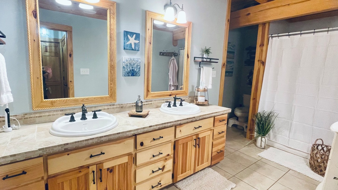 Photo of Bathroom in Grovetown