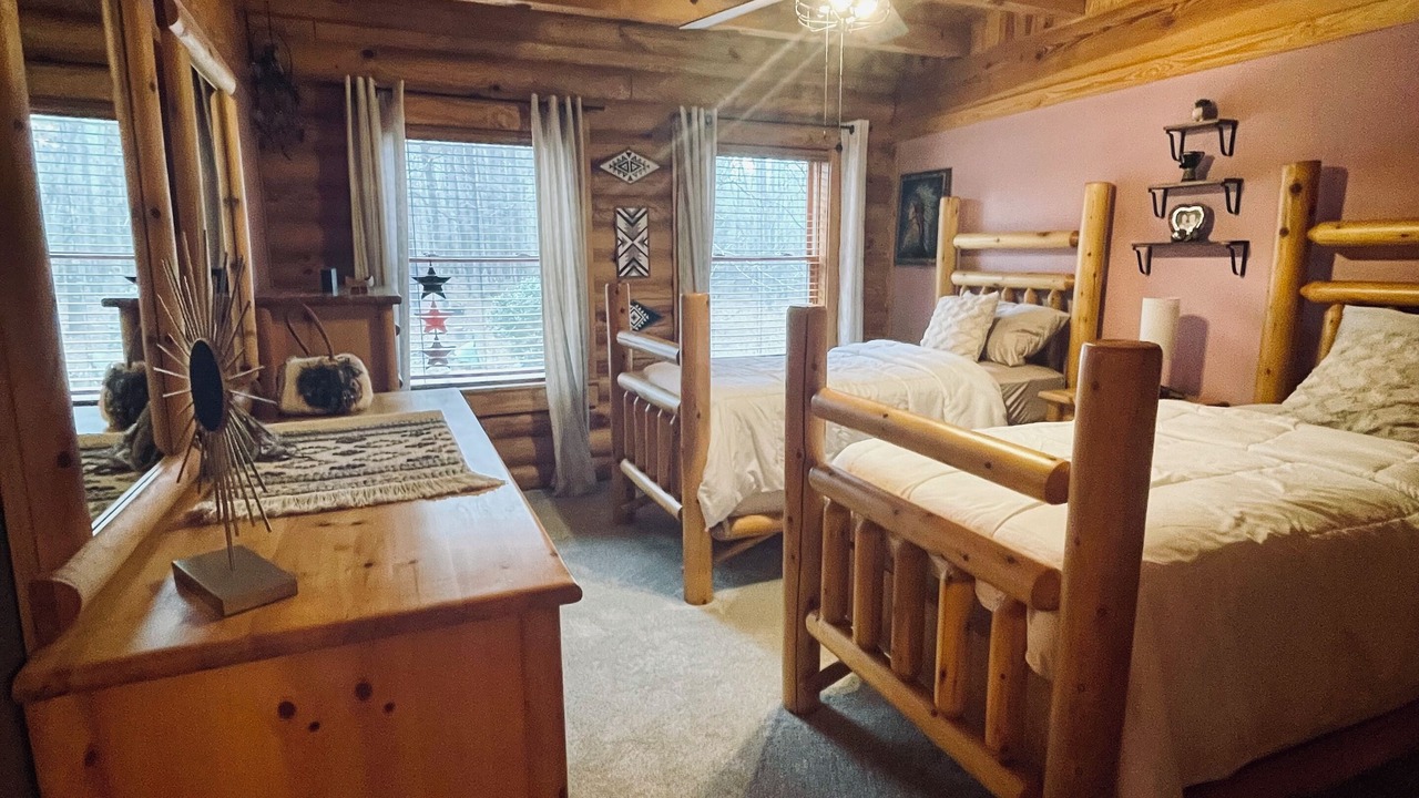Photo of Bedroom in Grovetown