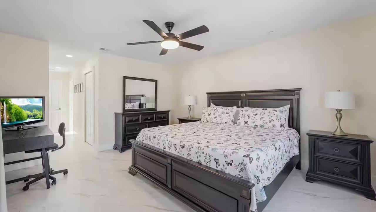 Photo of Bedroom in Mariner