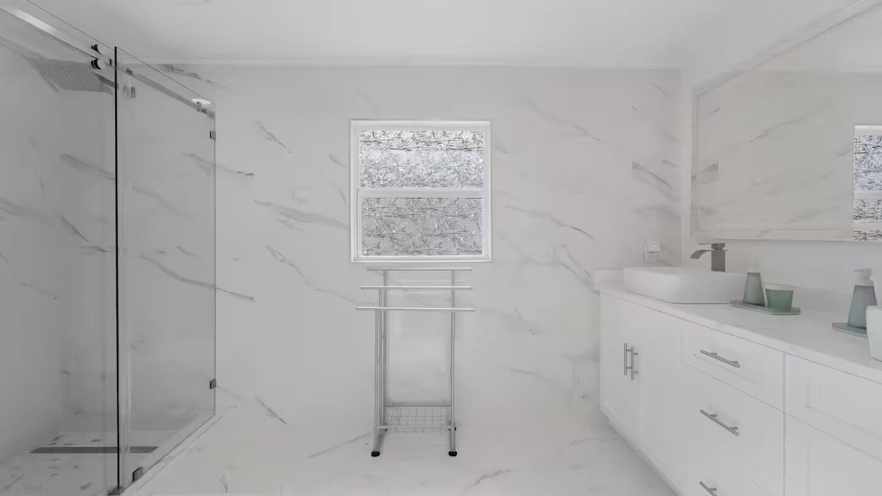 Photo of Bathroom in Mariner