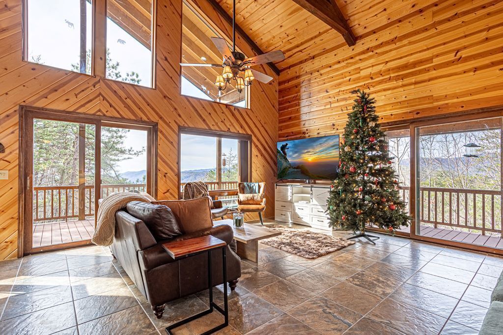 Photo of Livingroom in Brevard