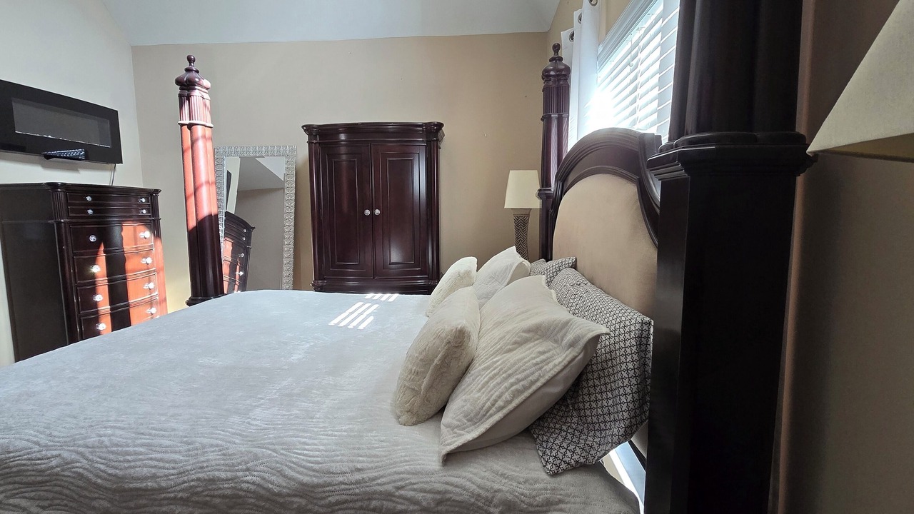 Photo of Bedroom in Evans