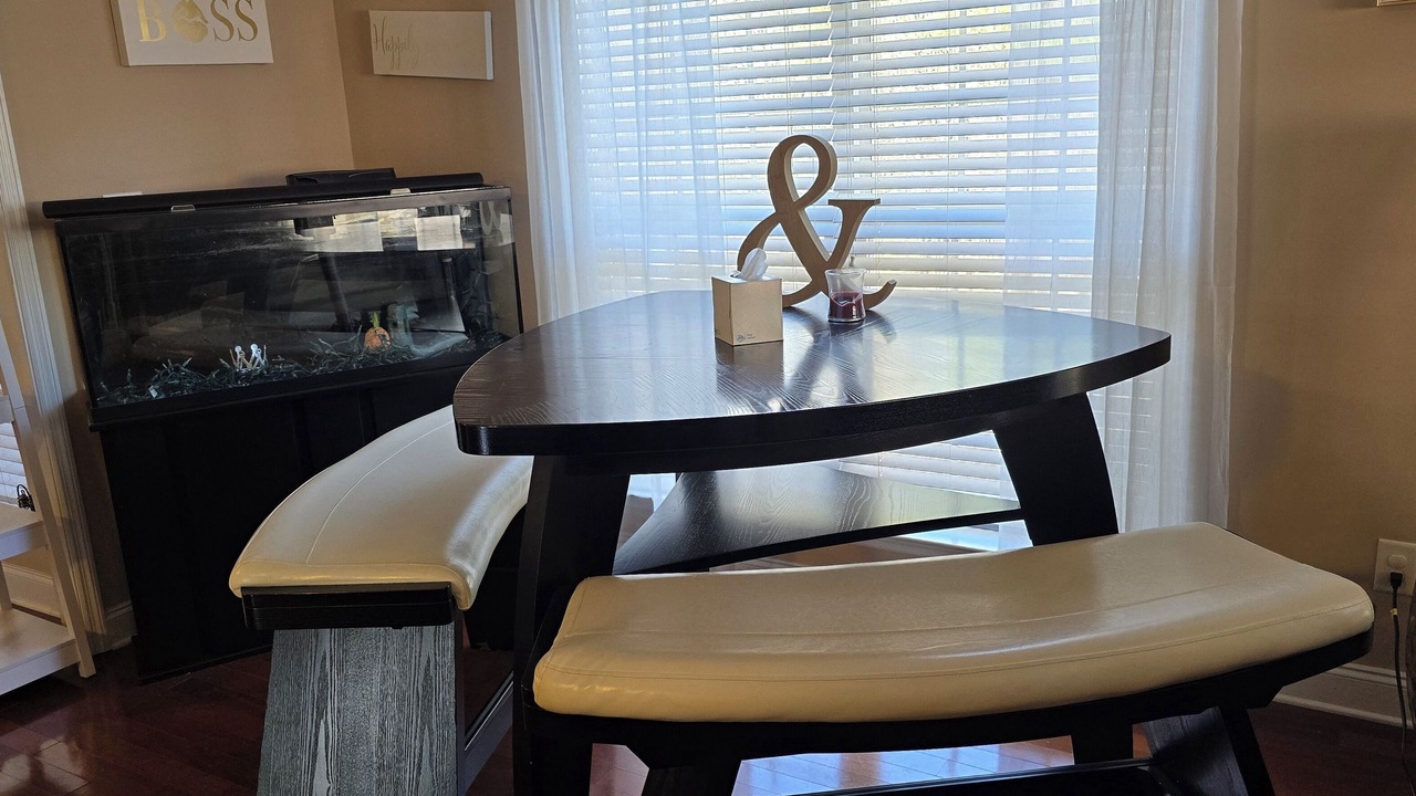 Photo of Livingroom in Evans