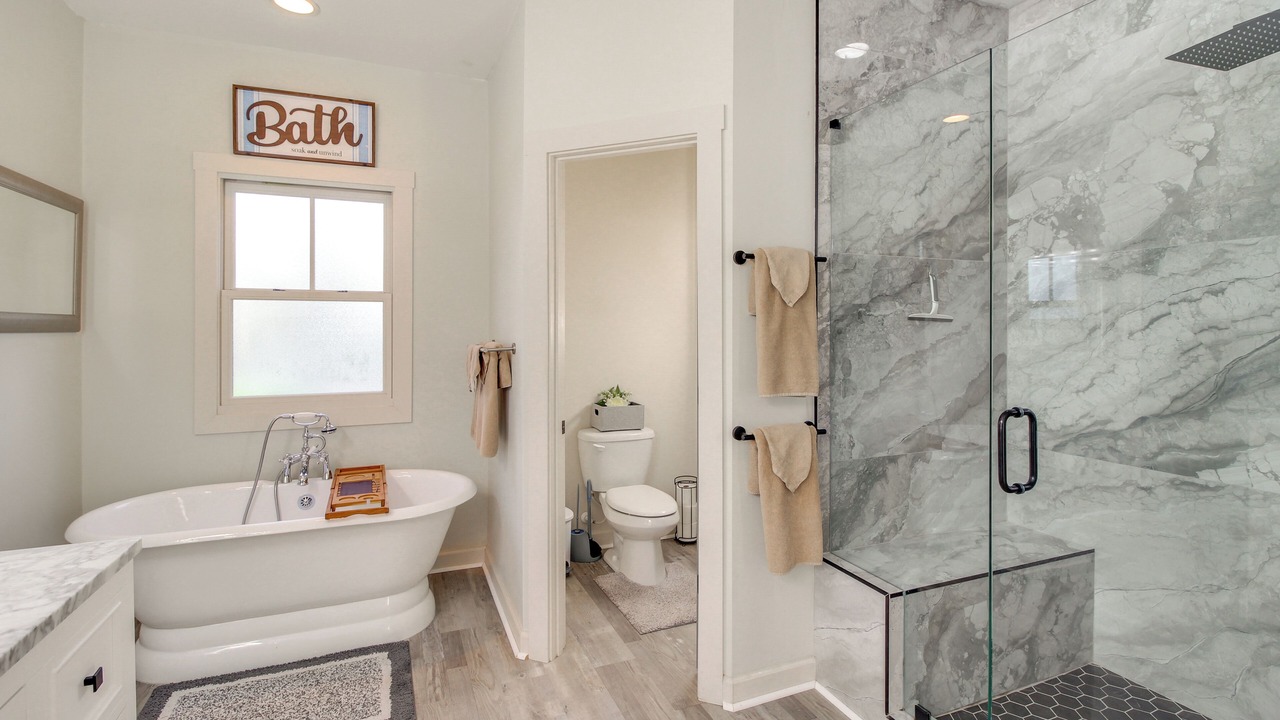 Photo of Bathroom in Eden
