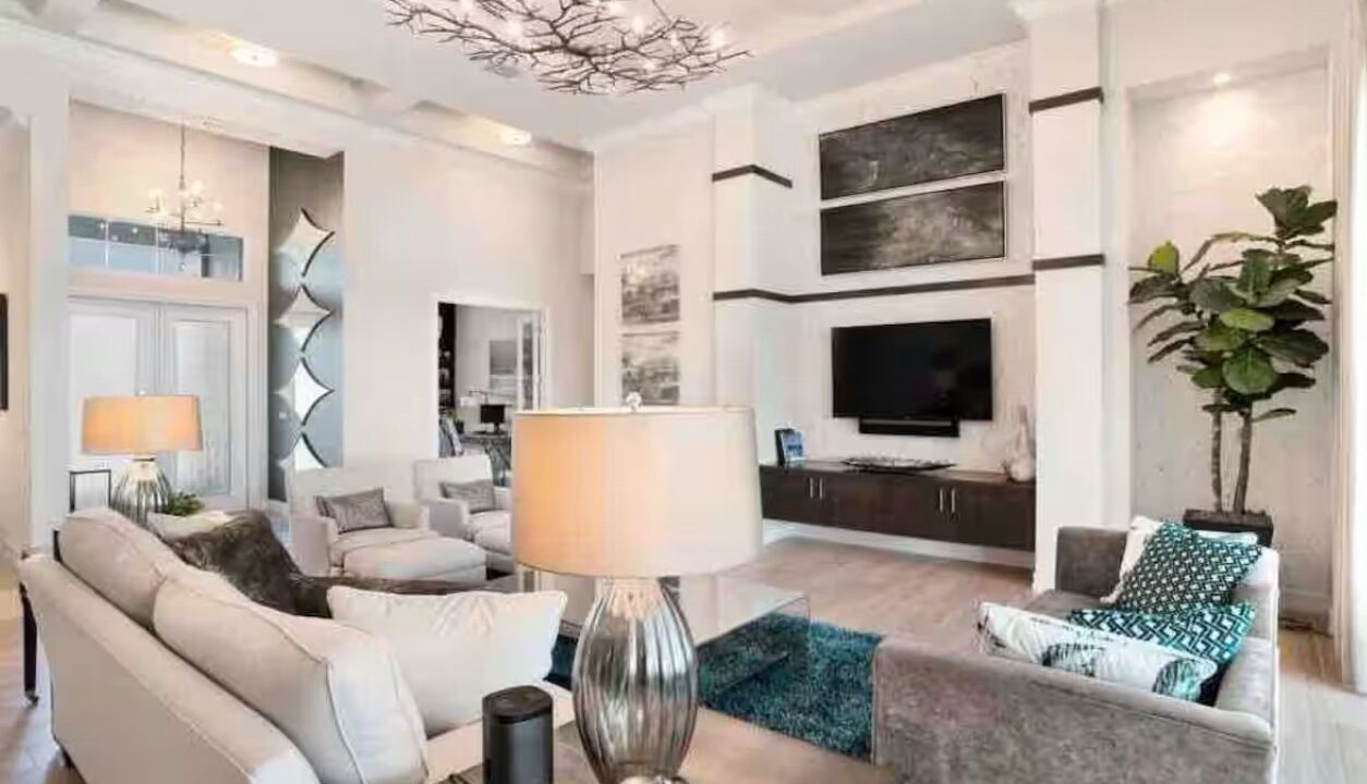 Photo of Livingroom in East Naples
