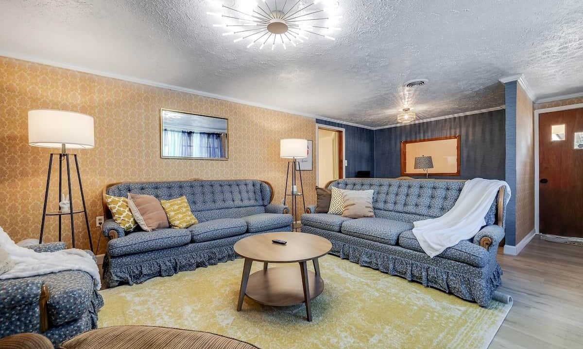 Photo of Livingroom in Pooler