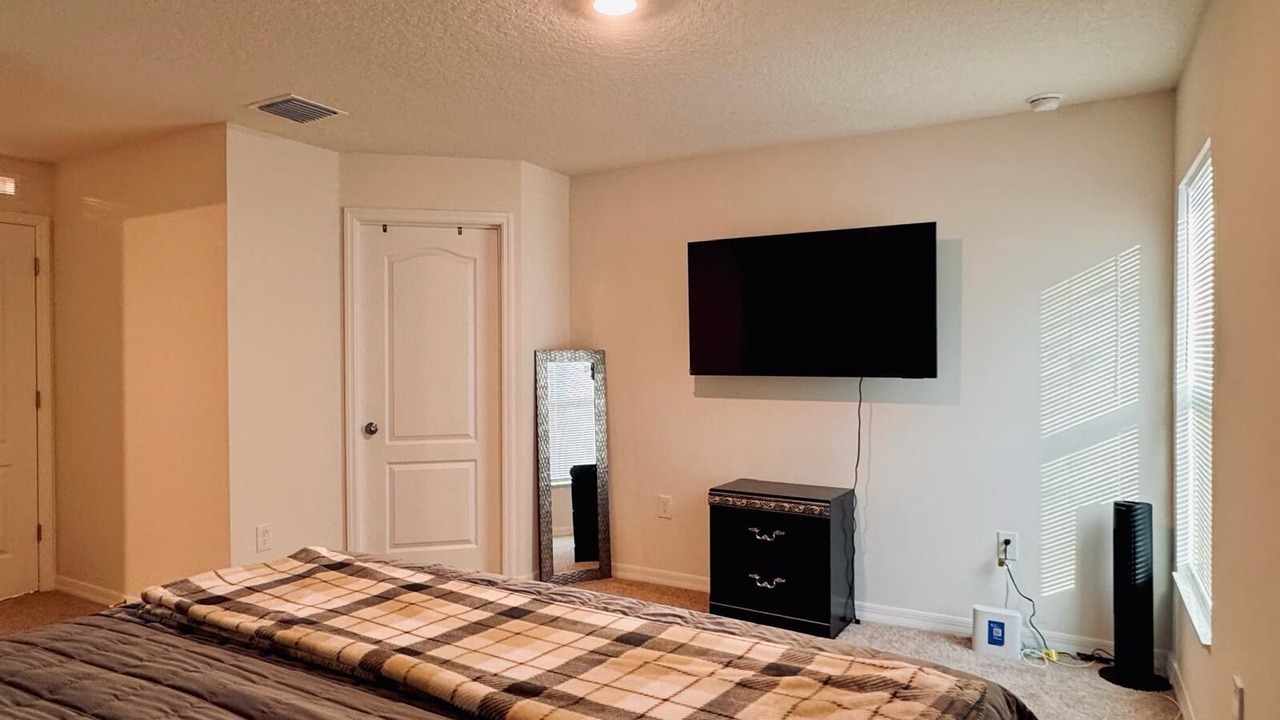 Photo of Bedroom in Vero Lake Estates