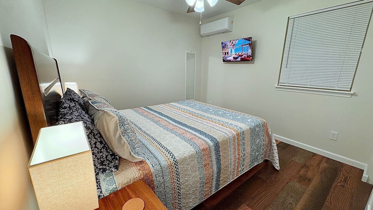 Photo of Bedroom in Shell Point
