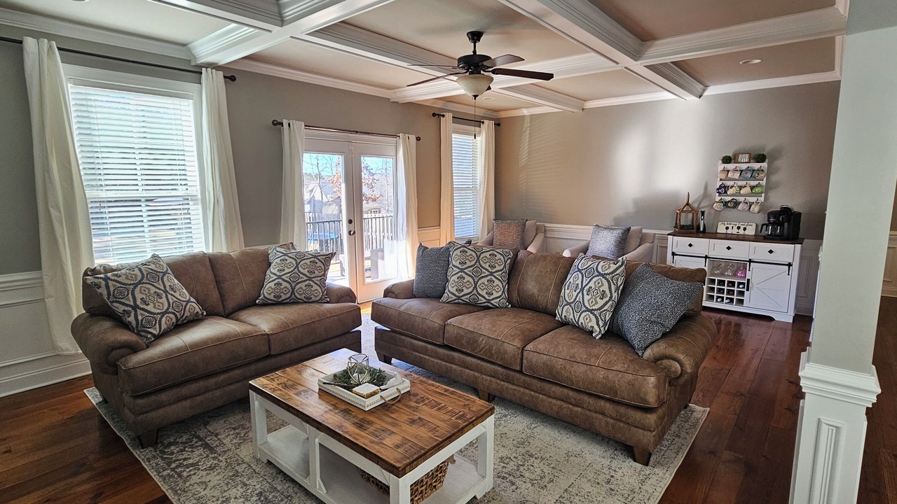 Photo of Livingroom in Evans