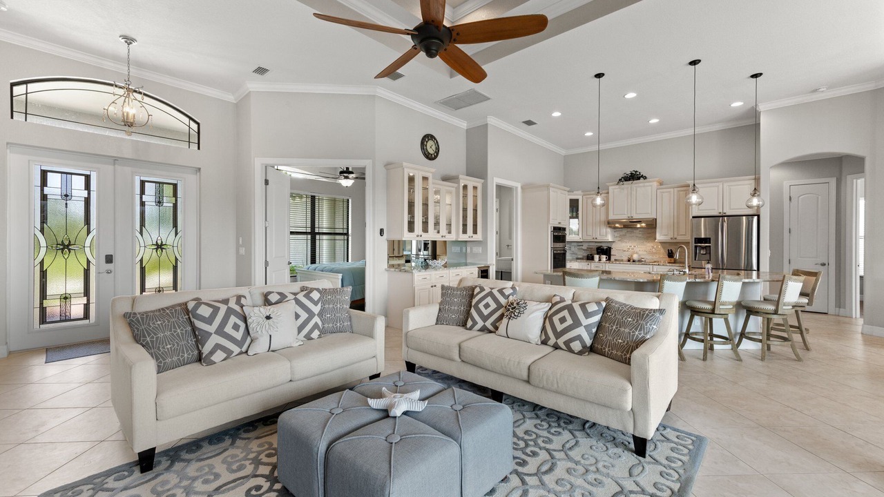 Photo of Livingroom in Pelican