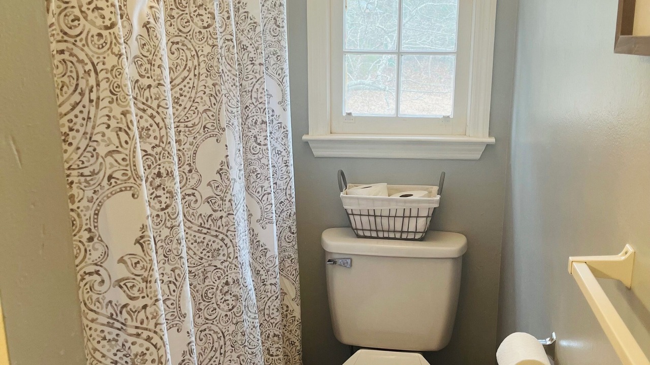 Photo of Bathroom in Seneca