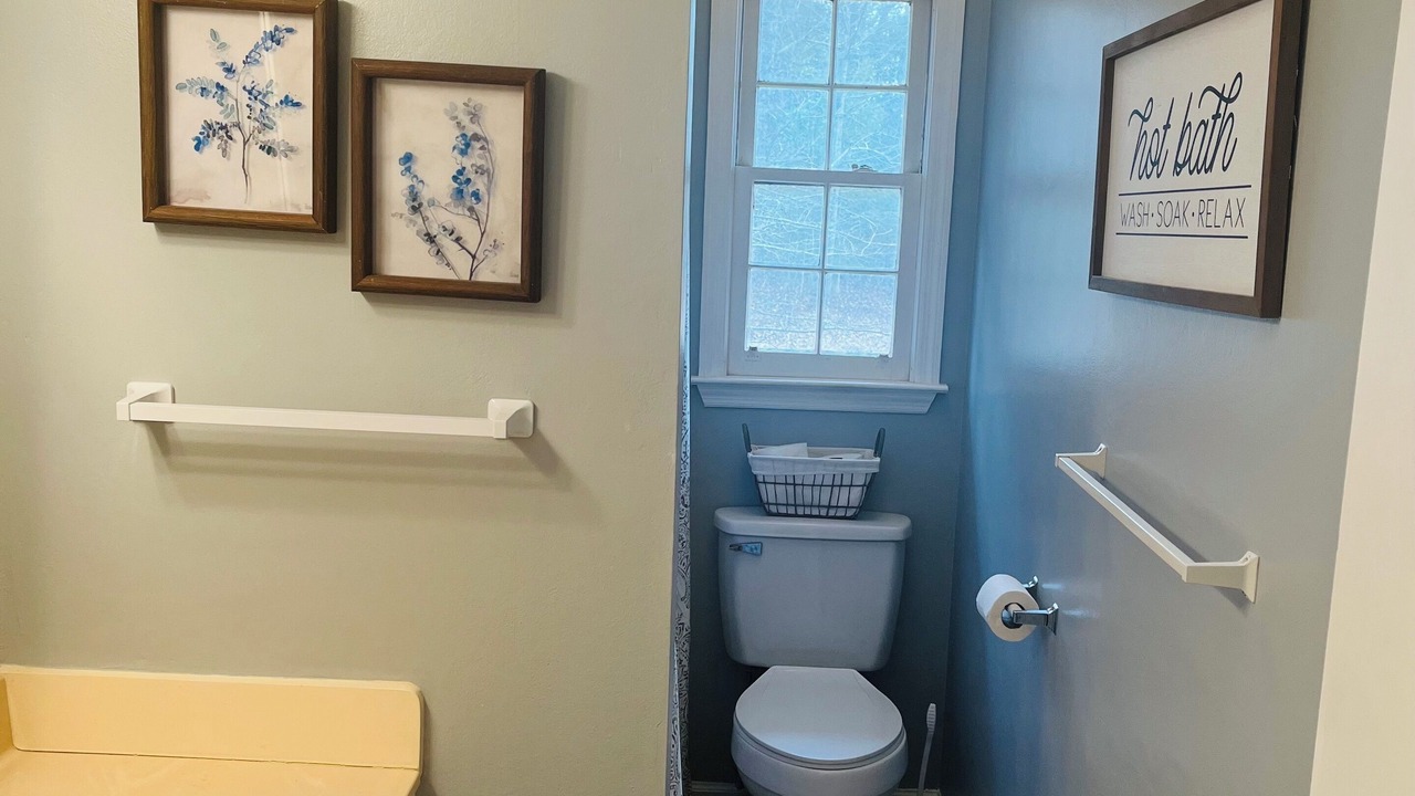 Photo of Bathroom in Seneca