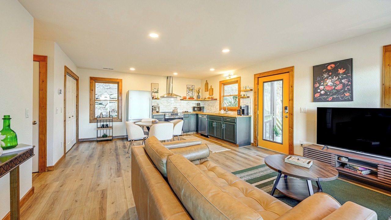 Photo of Livingroom in Franklin