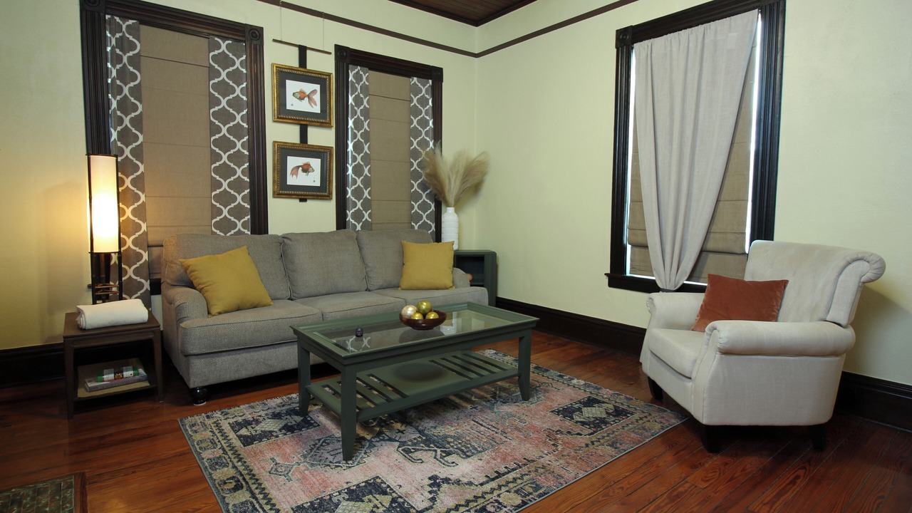 Photo of Livingroom in Downtown