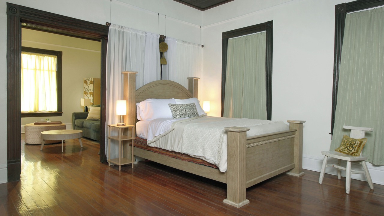 Photo of Bedroom in Downtown