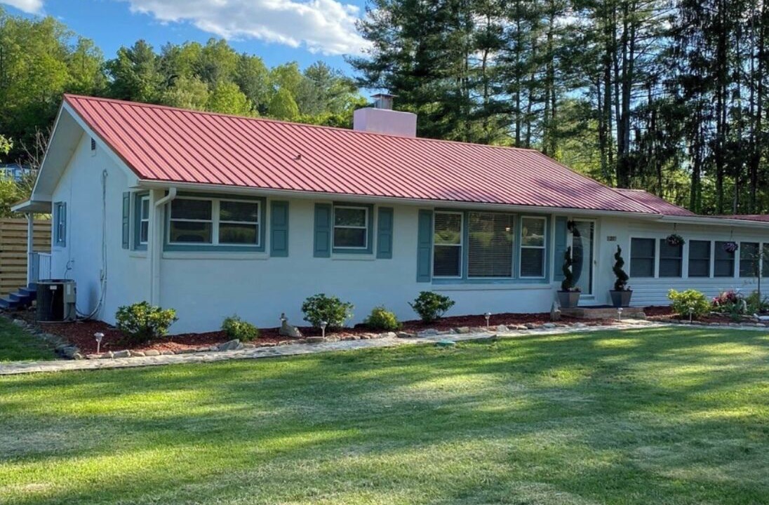 Photo of Outdoor in Pisgah Forest