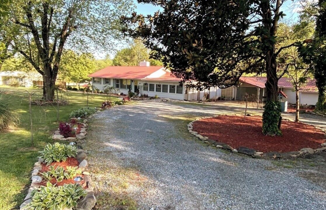 Photo of Outdoor in Pisgah Forest