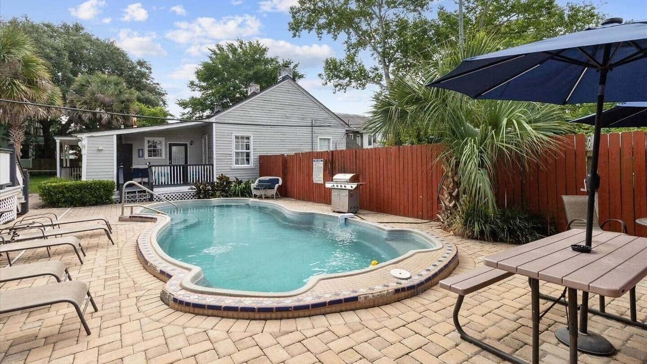 Photo of Outdoor in Beach Institute