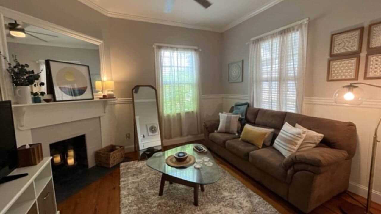 Photo of Livingroom in Beach Institute