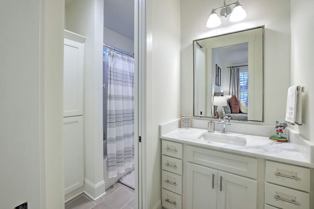 Photo of Bathroom in Appling