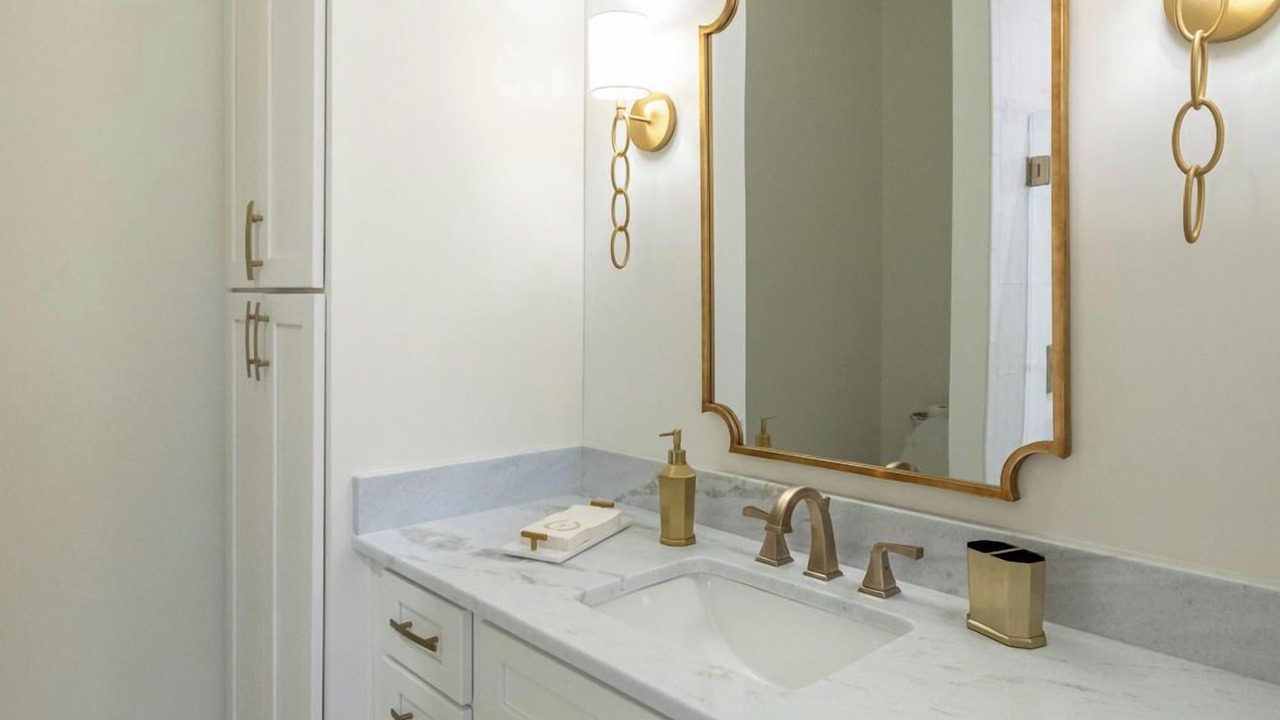 Photo of Bathroom in Appling