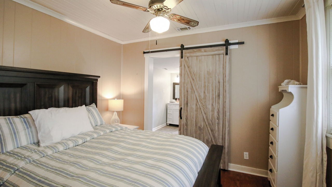Photo of Bedroom in Richmond Hill