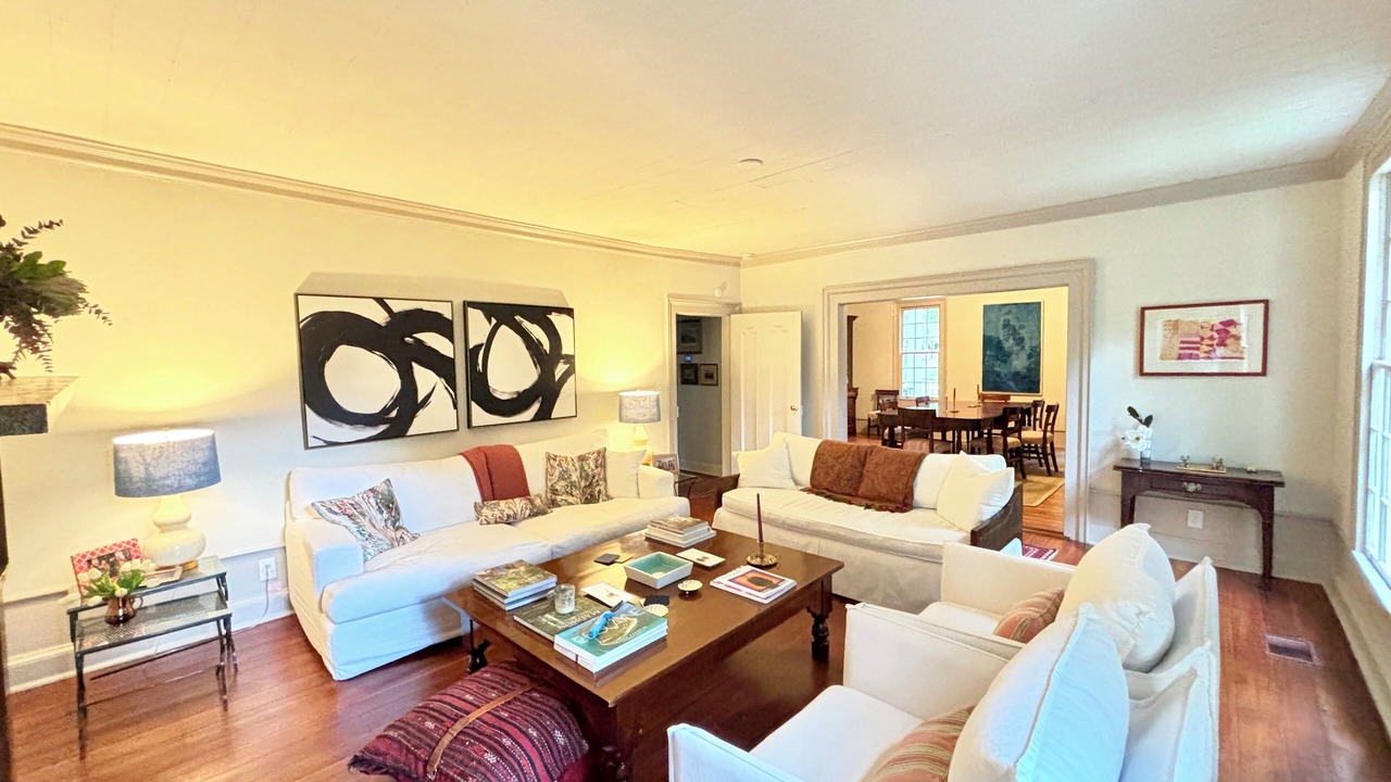 Photo of Livingroom in Greensboro