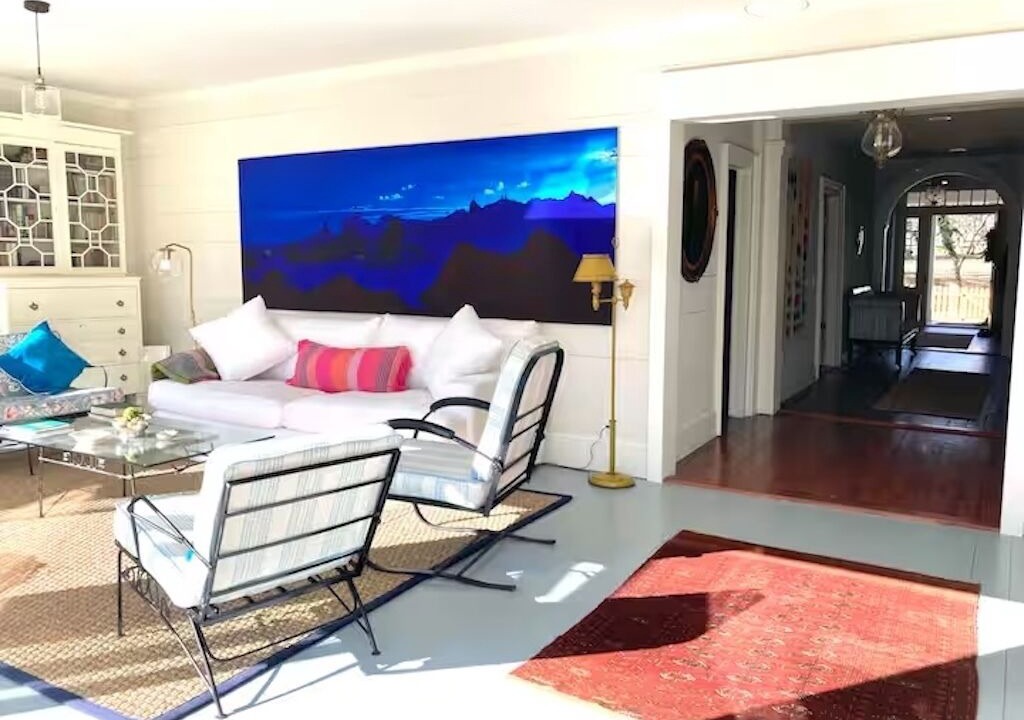 Photo of Livingroom in Greensboro