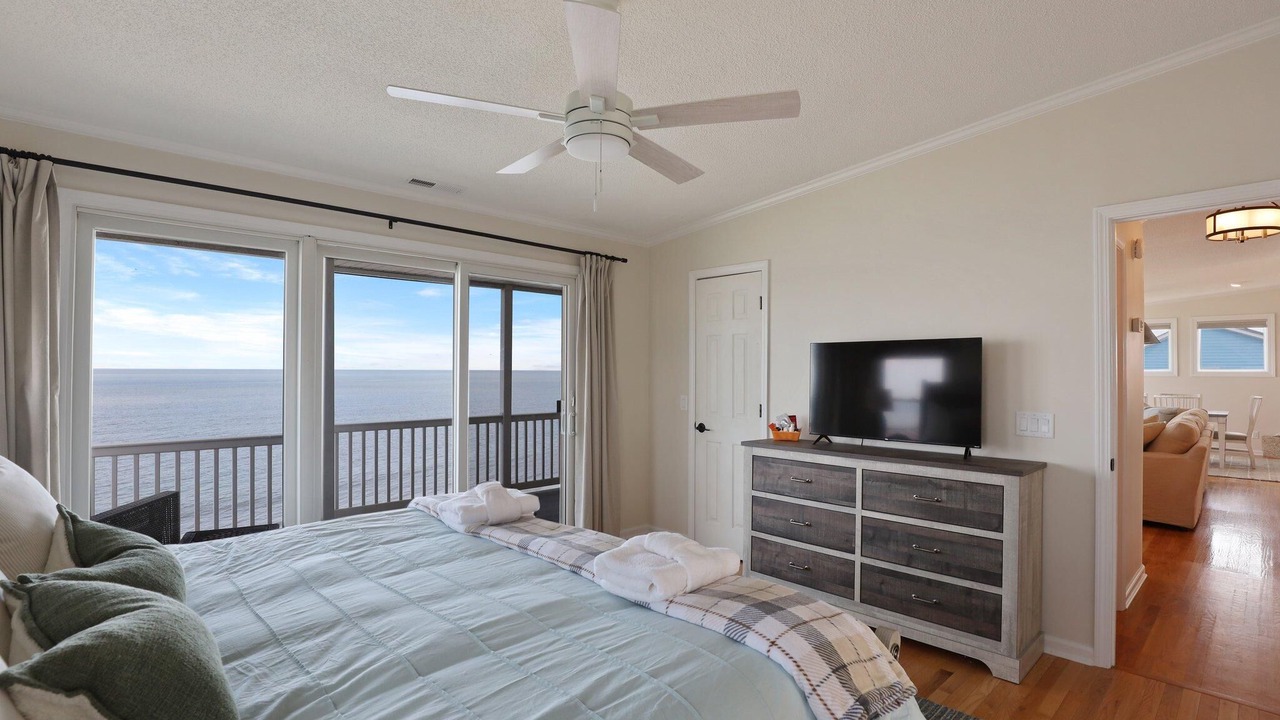 Photo of Bedroom in Beachwalk
