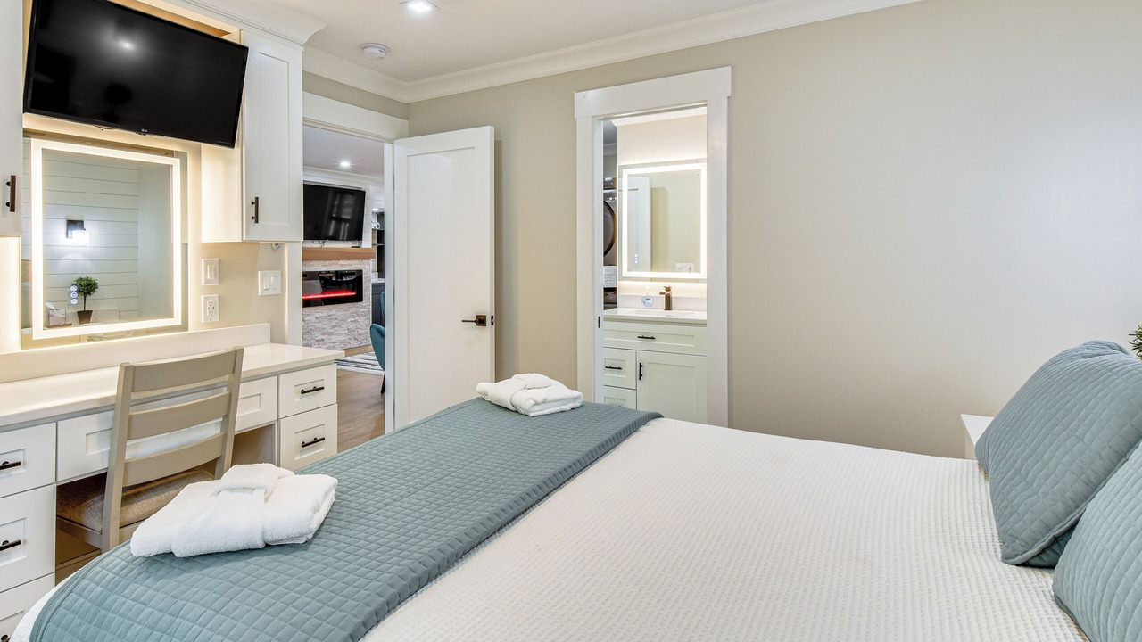 Photo of Bedroom in Salem