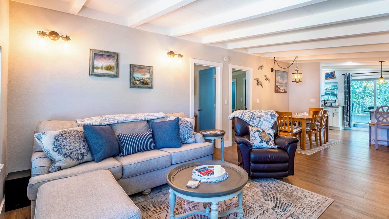Photo of Livingroom in Sebastian