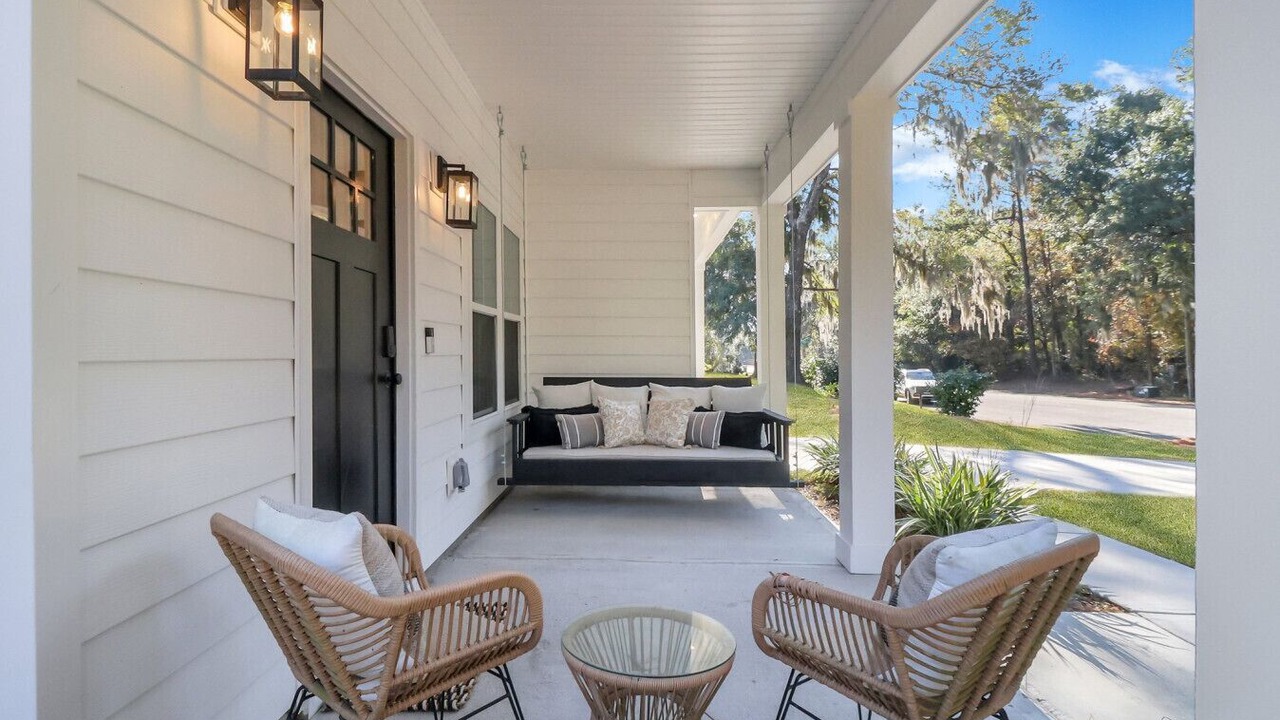 Photo of Patio Balcony in Whitemarsh Island