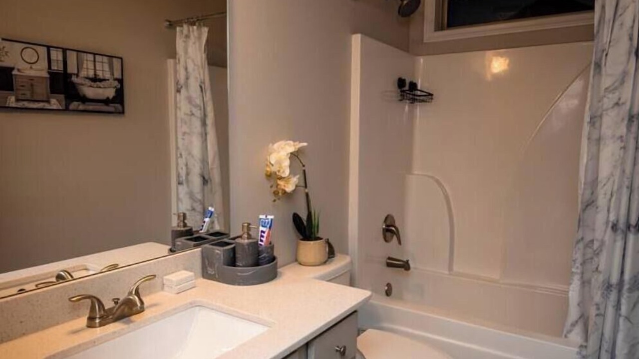 Photo of Bathroom in Lawrenceville