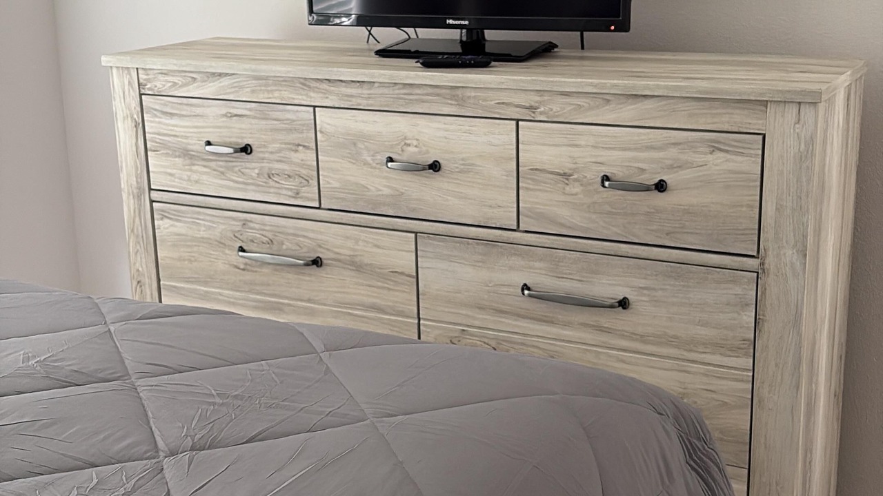 Photo of Bedroom in Lake Berkley