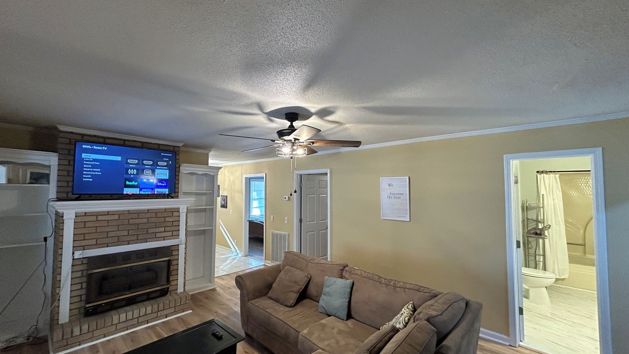 Photo of Livingroom in Darlington