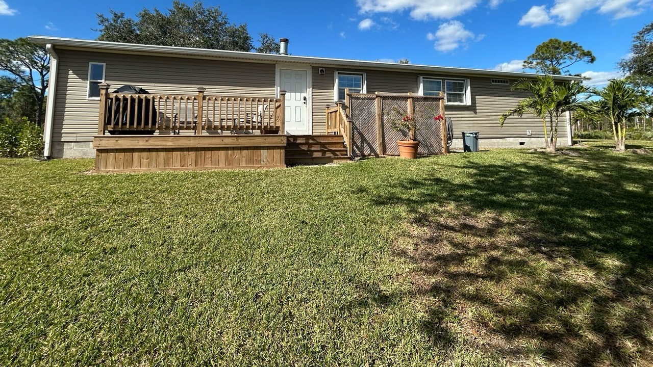 Photo of Outdoor in Indiantown