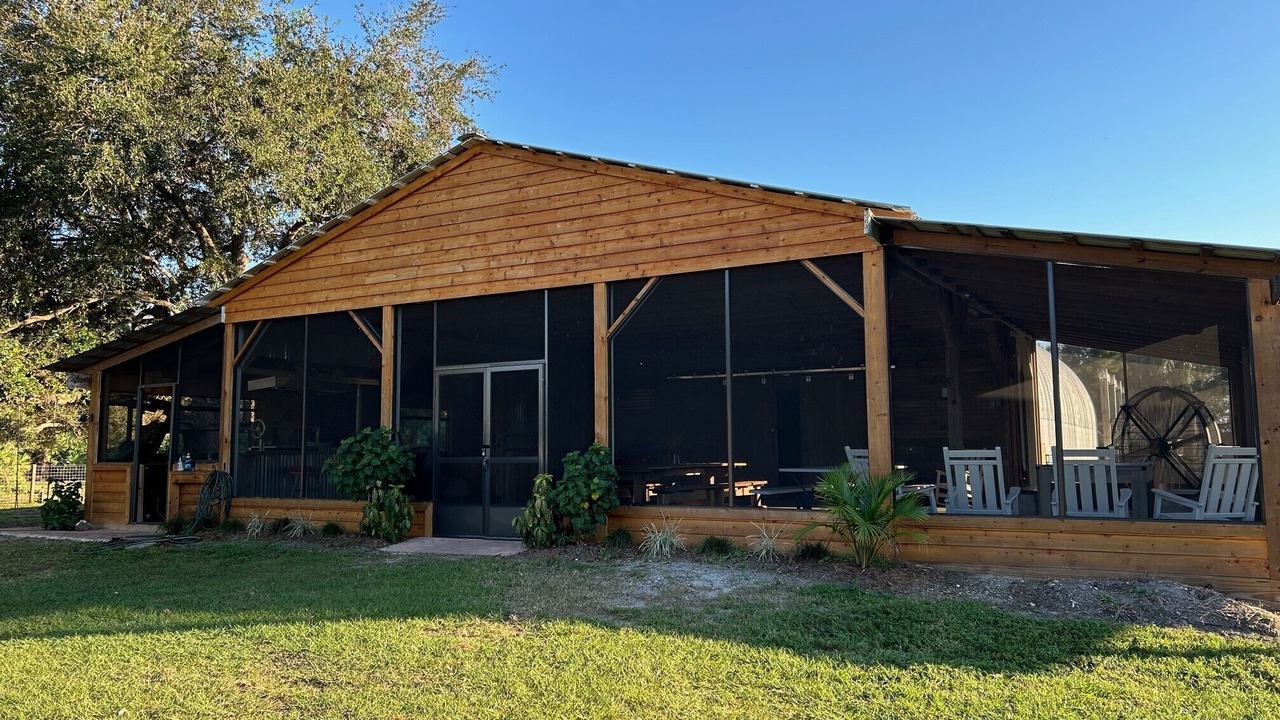 Photo of Outdoor in Indiantown