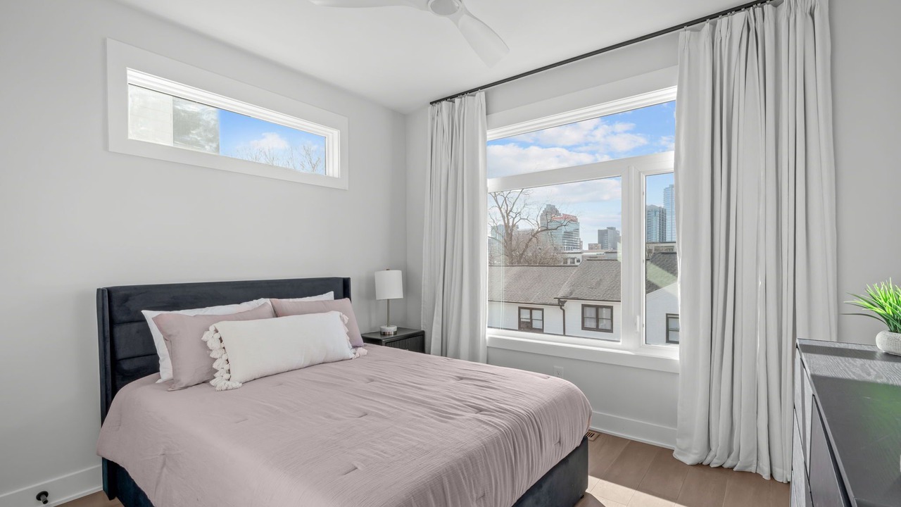 Photo of Bedroom in Downtown