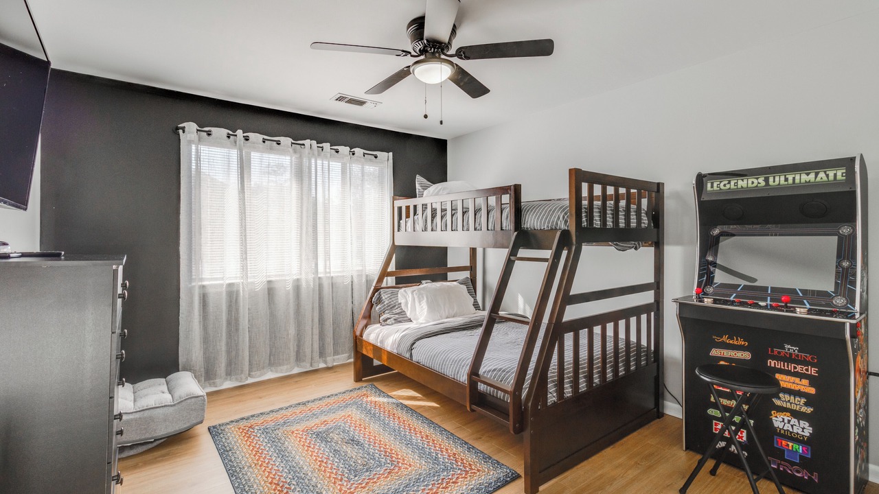 Photo of Bedroom in Forest Acres