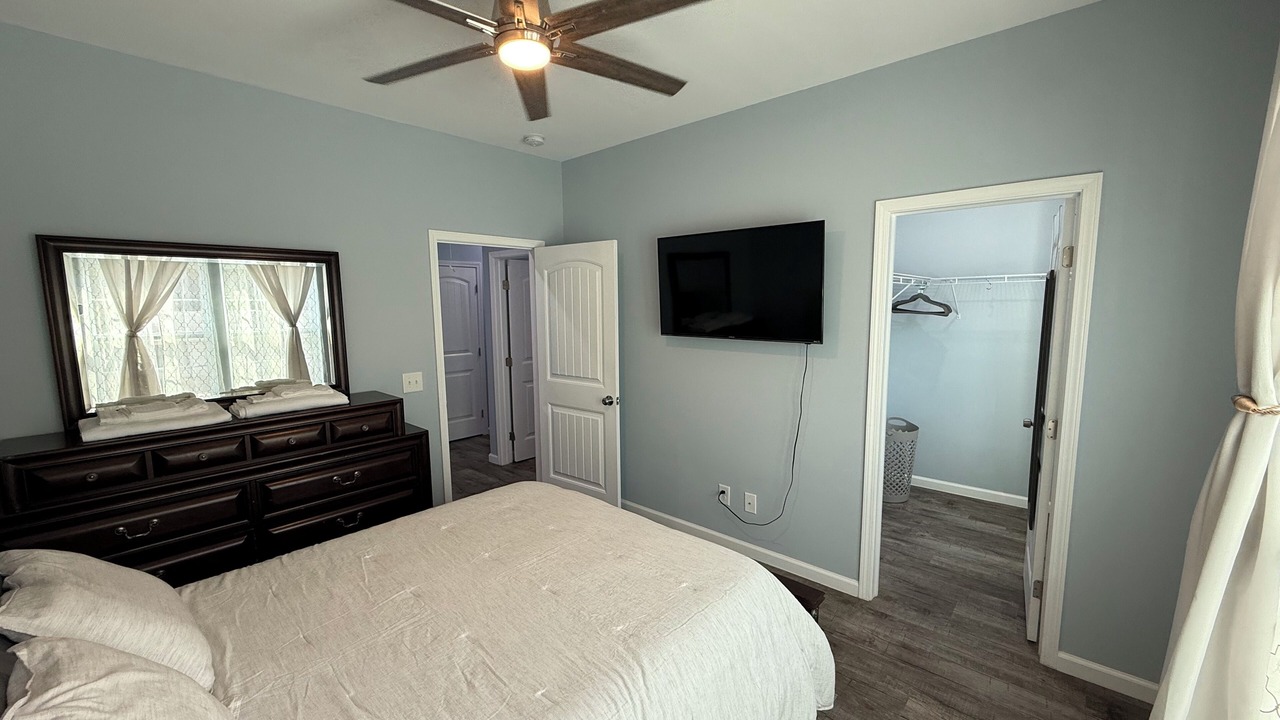 Photo of Bedroom in Garden City