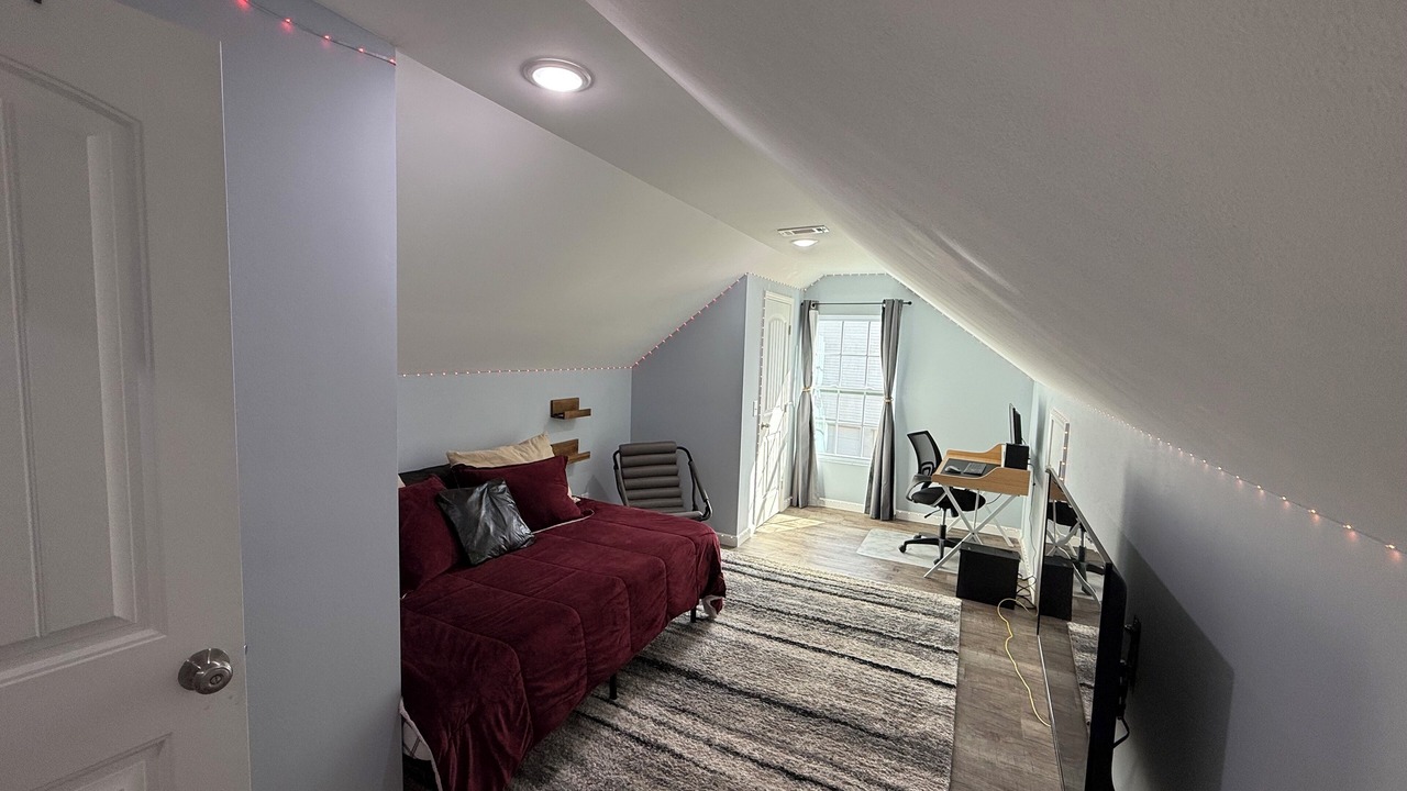 Photo of Bedroom in Garden City